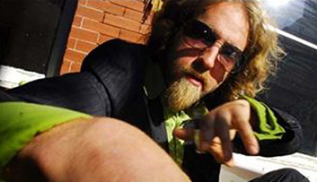 Josh Blue joking around